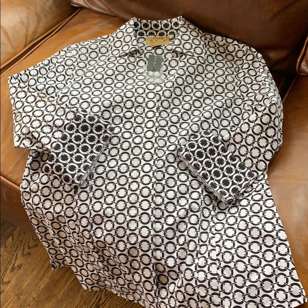 NWT 3/4 sleeve blouse